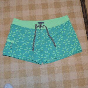 Patagonia Wavefarer Women's Boarshorts